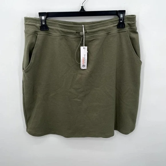 SUNDRY FOR EVEREVE Sunday Skirt with Bungee Drawcord in Olive // 4 (XL) - Picture 2 of 8